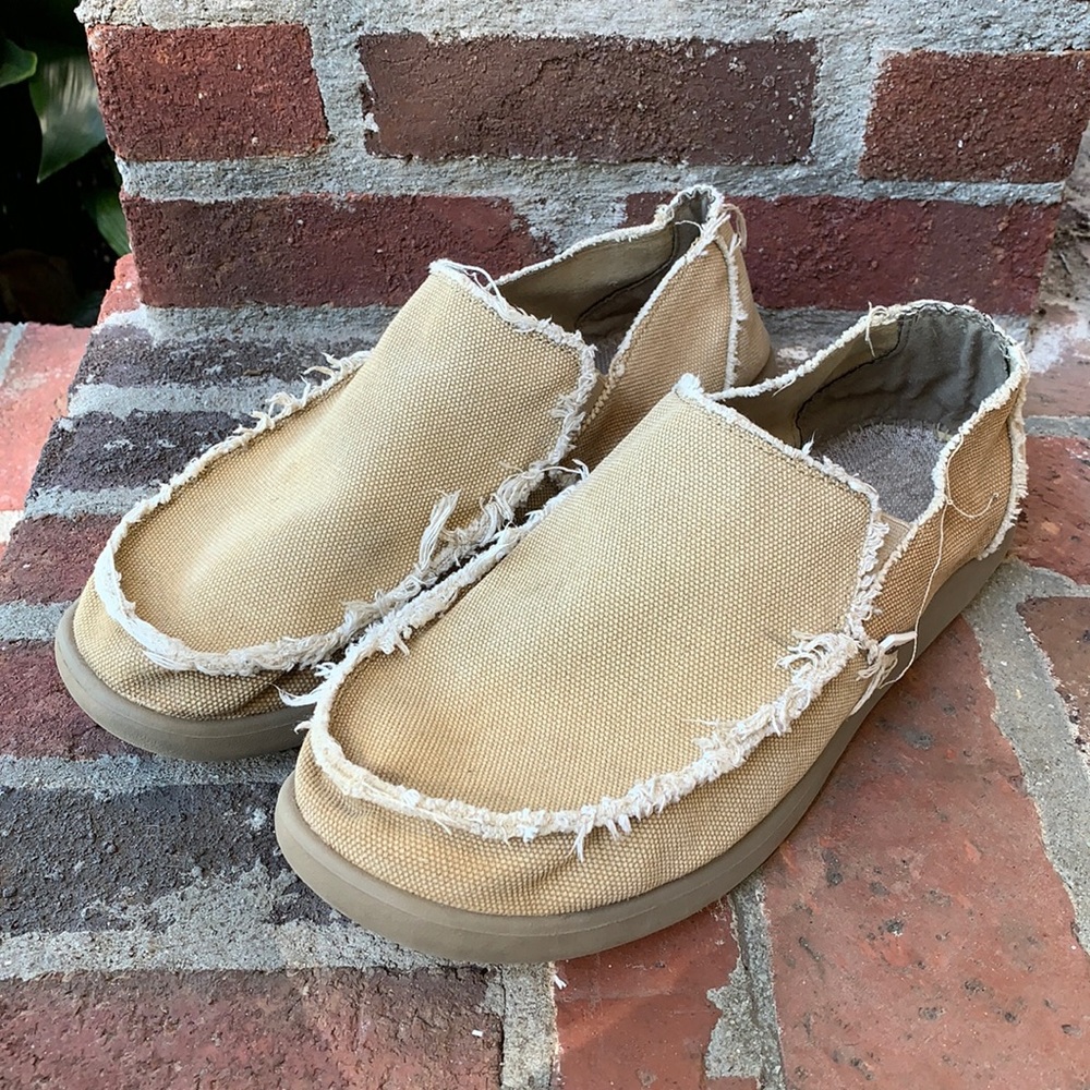 Men’s size 13 Santa Cruz canvas Crocs